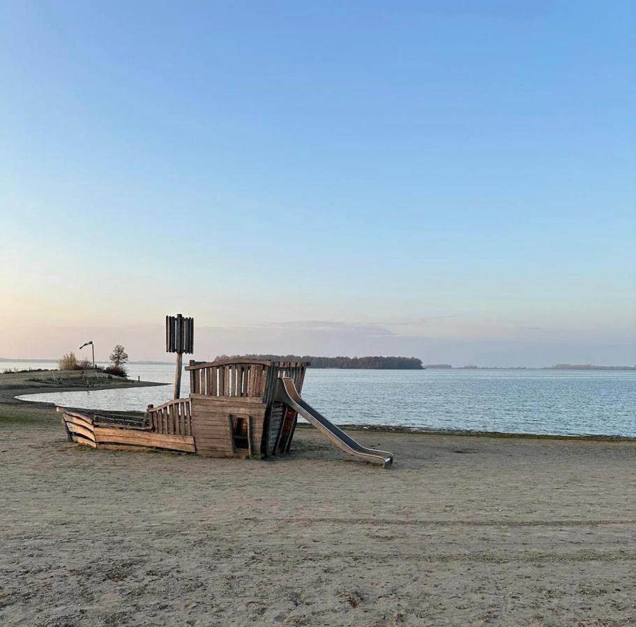Traum Ferienhaus Mit Dachterrasse Am Veluwemeer Hulshorst Eksteriør billede